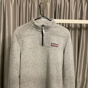vineyard vines sweatshirt